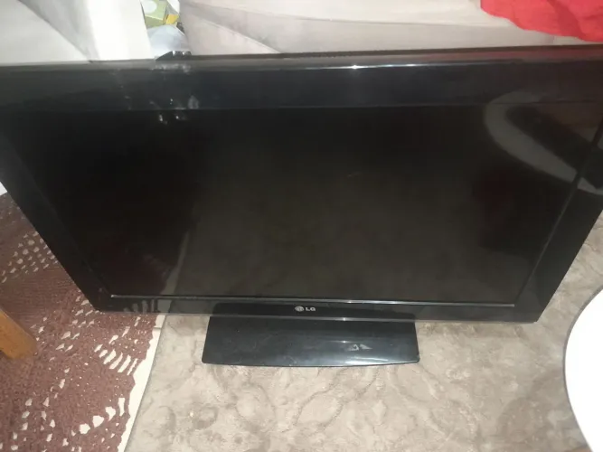 TV LG LCD 32 polegadas 