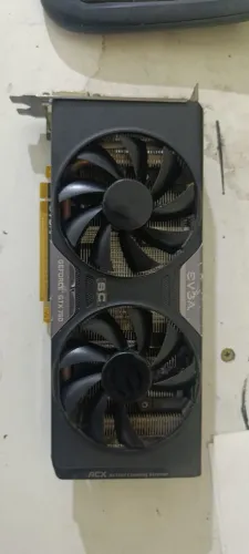 Placa de vídeo GEFORCE GTX 760 100%