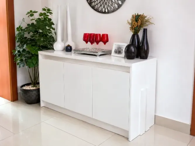 Aparador branco 3 portas