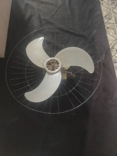 Ventilador tufão muito forte