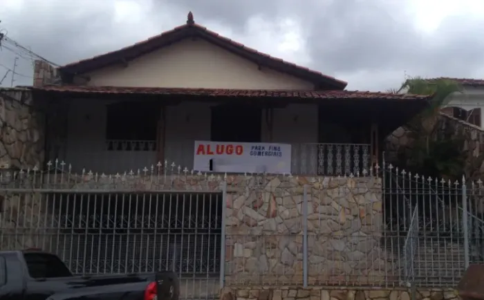 Casa comercial 300 m² Camargos BH Escritorios Com potecial para aumentar