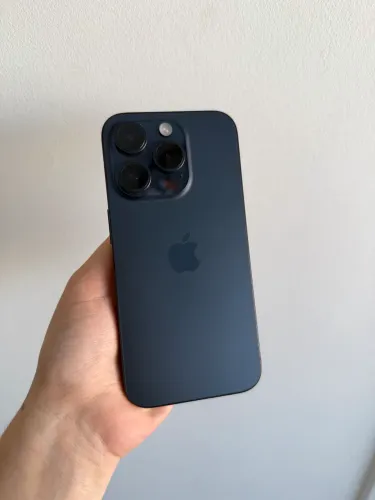 iPhone 15 pro 128gb