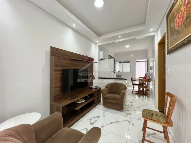 Casa em Condomínio Fechado na Ocian, 2 dormitórios, 1 vaga, confira em Praia Grande.