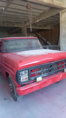 CAMINHAO FORT F350 ANO 1973 NO PONTO DE TRABALHA NO SETOR ABITACIONAL ARNIQUEIRAS ÁGUA