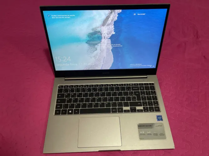 Notebook SAMSUNG Book E20