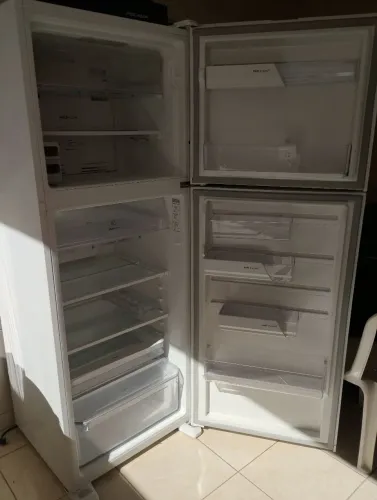 Geladeira Eletrolux duplex