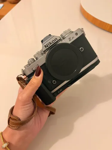 Nikon Z fc + 3 lentes - Kit completo