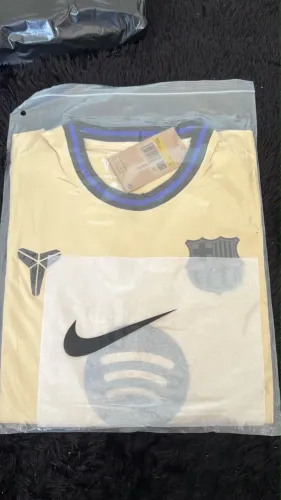 Camisa Barcelona Nike Kobe II 2025/26 Tamanho P aceito negociação 