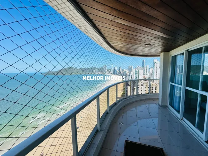 Marques de Olinda - Cobertura Triplex no Edifício Marquês de Olinda em Balneário Camboriú