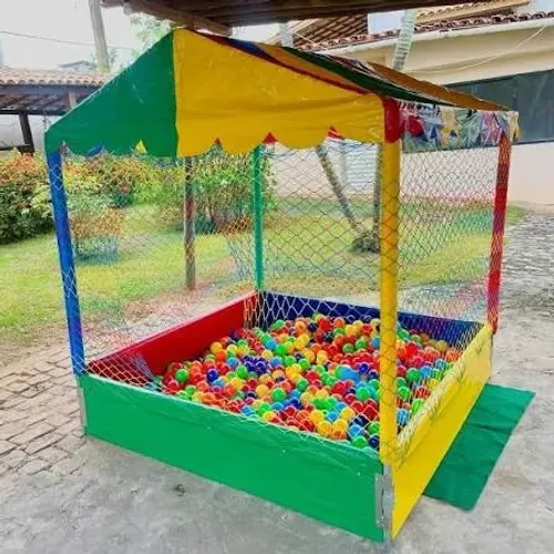 Casinha de bolinhas 2m x 2m
