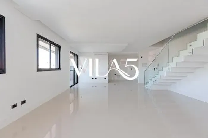 Cobertura com 2 suites e 2 vagas à venda nas Mercês