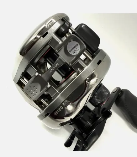 Carretilha Antares DC LV7 vendo ou troco 