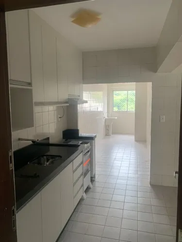Apartamento Locação Bairro Pioneiros - 3 Quartos 1 Vaga