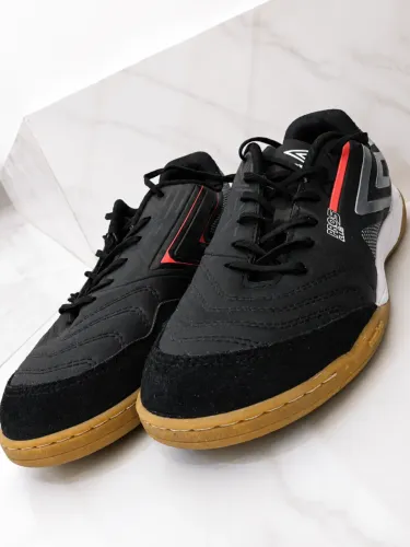 Chuteira Futsal Profissional Umbro Pro 5