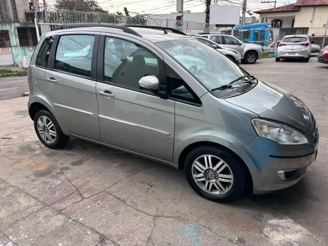 Fiat Idea Essence 1.6 Flex 16V 5P 2014