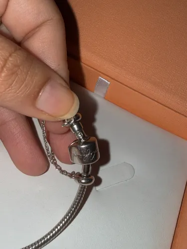 Vendo pulseira de berloques vivara original