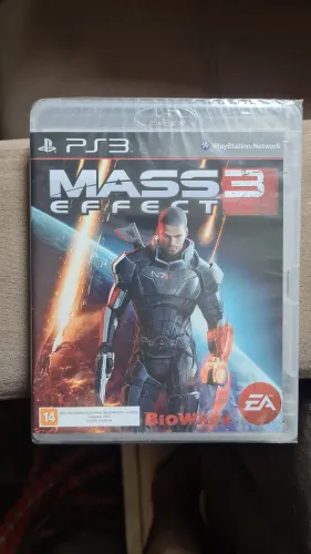 JOGO PS3 MASS EFFECT 3 LACRADO EM PORTUGUÊS 