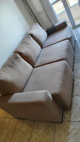 Vendo sofá retrátil 3 lugares 