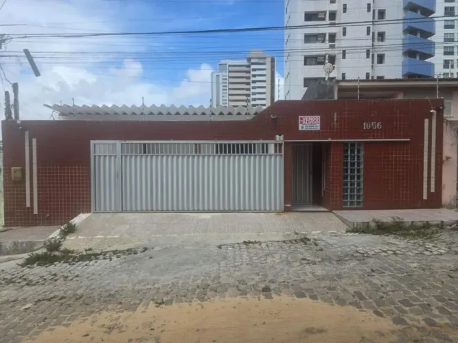 Casa com 4 dormitórios, 247 m² - venda por R$ 600.000 ou aluguel por R$ 3.500/mês - Tirol