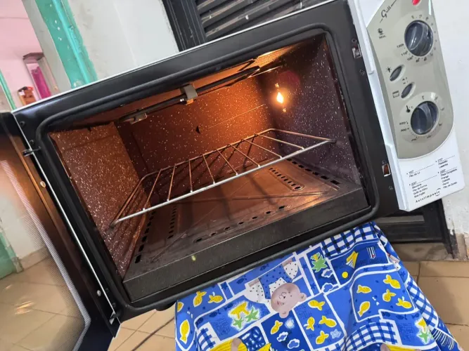 Forno elétrico Fischer 48 lt chega a 320 graus