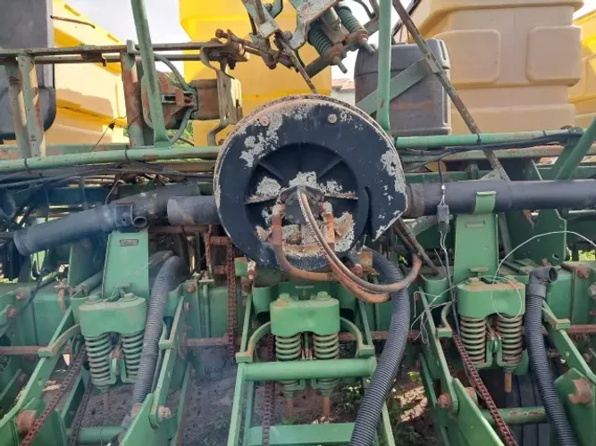 Plantadeira john deere