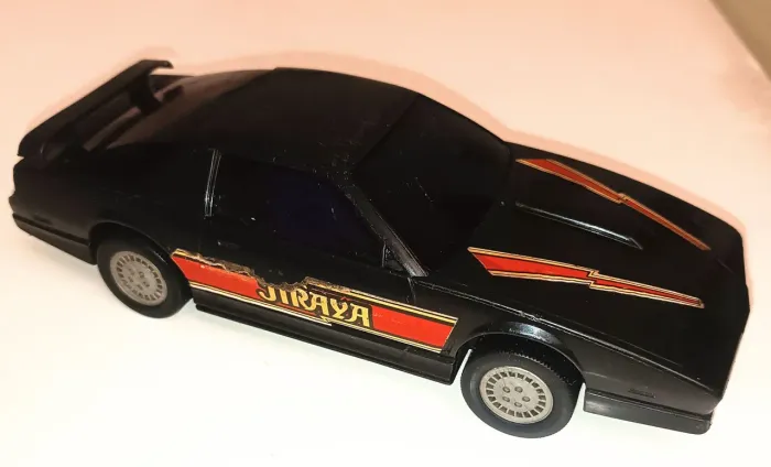 Carro do Jiraya / Black Ninja, fabricado pela Glasslite