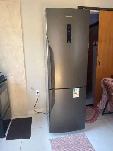 Geladeira Panasonic