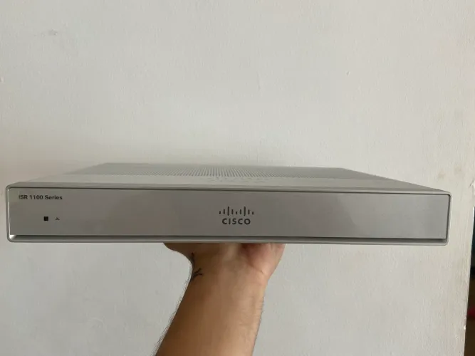 Roteador Cisco ISR 1100 Series