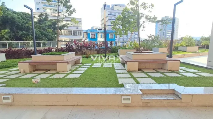 Sala Comercial - Prédio Alto Padrão - Em Frente ao NORTE SHOPPING - ACEITA FINANCIAMENTO