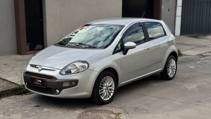Fiat Punto Essence Dualogic 1.6 Flex 16V 5P 2013