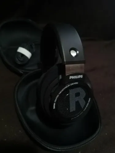 Headphone Philips shp 9500, novo com case rígida para transporte