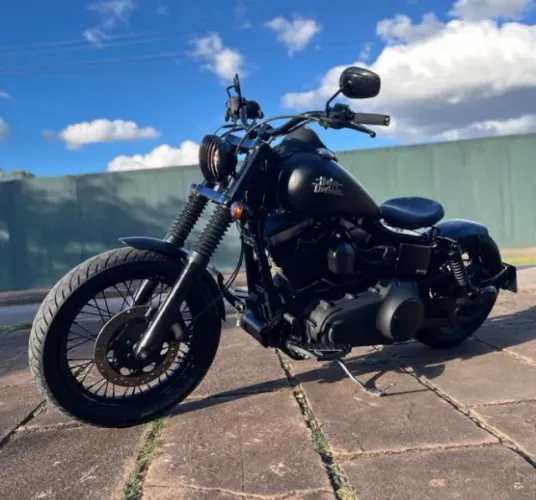 HARLEY-DAVIDSON STREET BOB - 2016