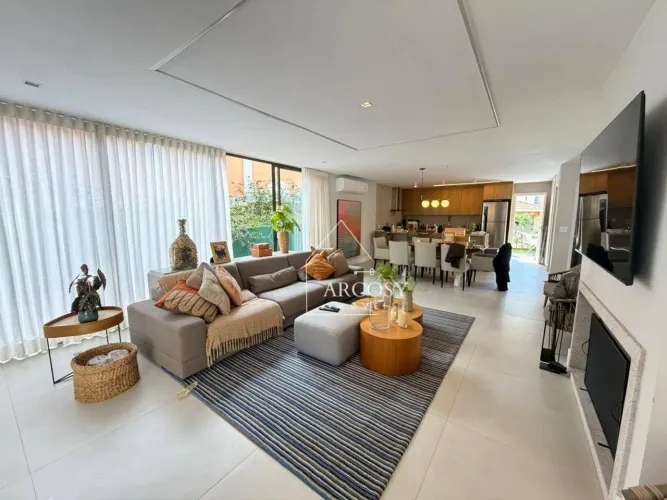 Casa com 4 dormitórios para alugar, 250 m² por R$ 21.320/mês - Fazenda Inglesa - Petrópoli
