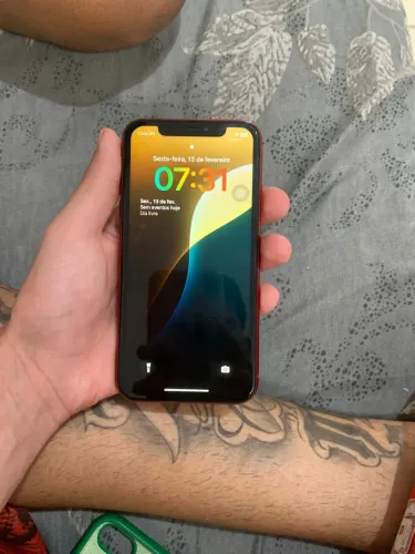 iPhone XR zero único dono pra vender ligeiro