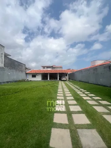 Casa a venda no Calhau/ Barra Mar