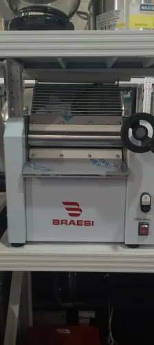 Cilindro Sovador CB-30 Com Ajuste de Espessura Até 8 mm e Capacidade 2kg Braesi B