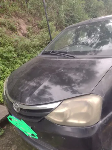 Toyota Etios XLS Sedan 1.5 Flex 16V 4P Mec. 2013