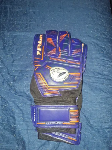 vende-se luva de goleiro