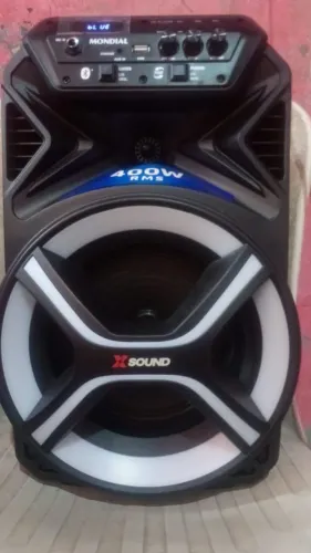 Vendo caixa mondial, alta potencia