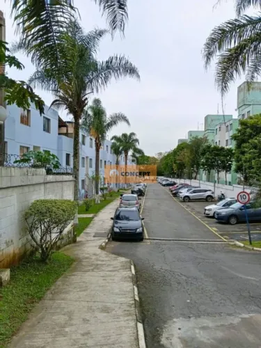 Apartamento com 2 dormitórios para alugar, 56 m² por R$ 1.800/mês - Jardim Itamarati - Poá
