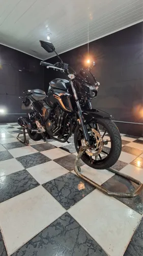 Yamaha Fazer FZ25 Verde - 2024