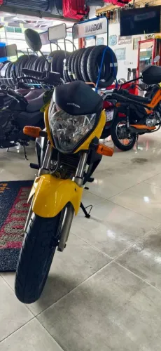 CB 300 2012 AMARELA