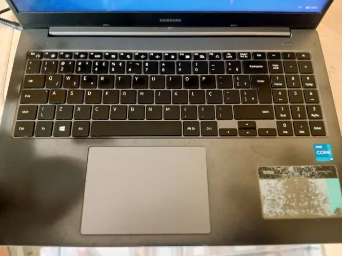 Vendo notebook Samsung 