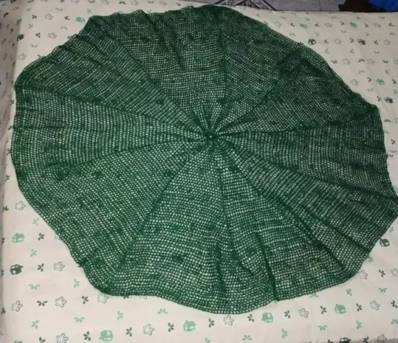 Toalha de Mesa de Crochê Artesanal Rendada (Cor Verde) - Linda e Nova!