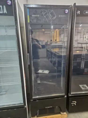 expositora de bebidas refrigerada 406 litros nova - a pronta entrega 