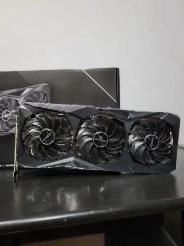 Placa de vídeo Rx 7600 (NOVA) 1 ano de garantia
