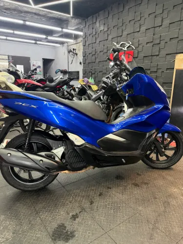 Pcx 2022 azul *financiamos!*