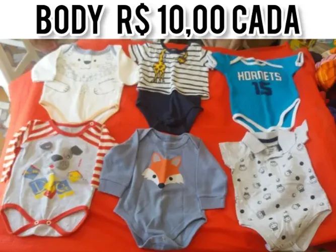 roupas de bebê