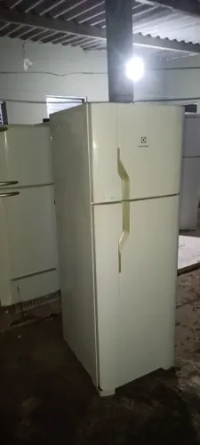 ? Geladeira Electrolux DC44 362 Litros 220V - Entrega Grátis + 10x Sem Juros!