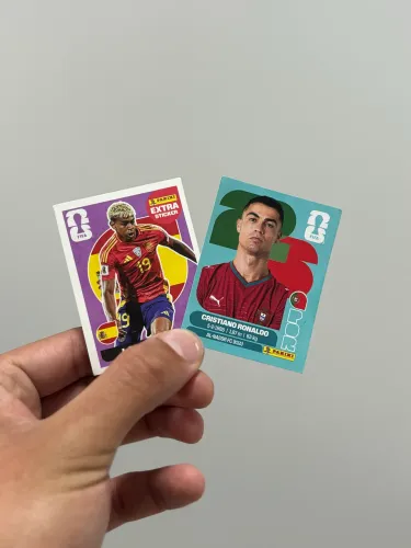 Figurinha Lamine Yamal e Cristiano Ronaldo